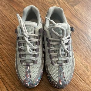 Nike Air Max 95 Women's Size 6